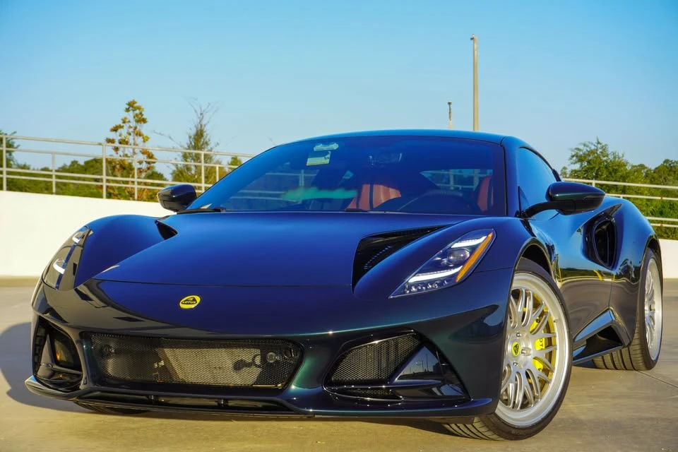 2024 Lotus Emira - Image 2 of 12