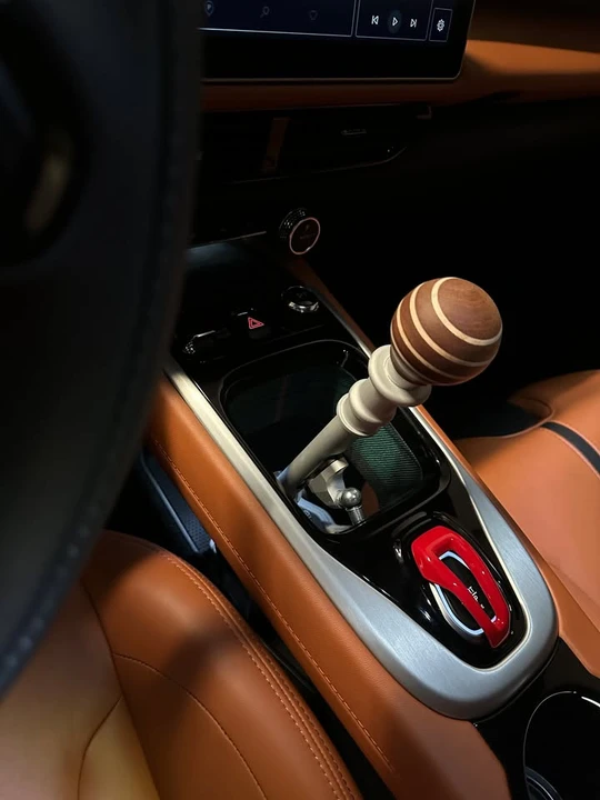 2024 Lotus Emira - Image 11 of 12