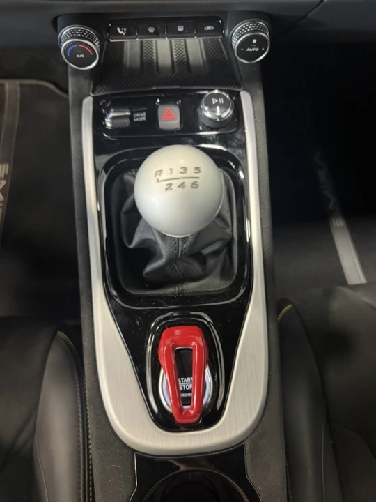 2024 Lotus Emira - Image 8 of 10
