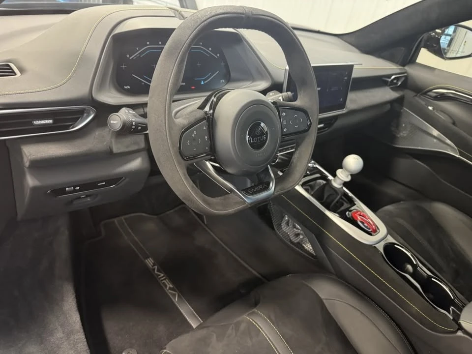 2024 Lotus Emira - Image 5 of 10
