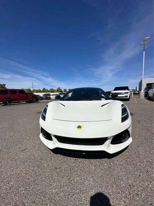 2024 Lotus Emira - Image 8 of 13