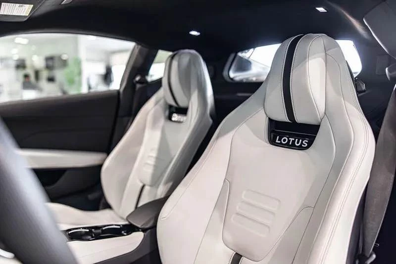 2024 Lotus Emira - Image 11 of 19