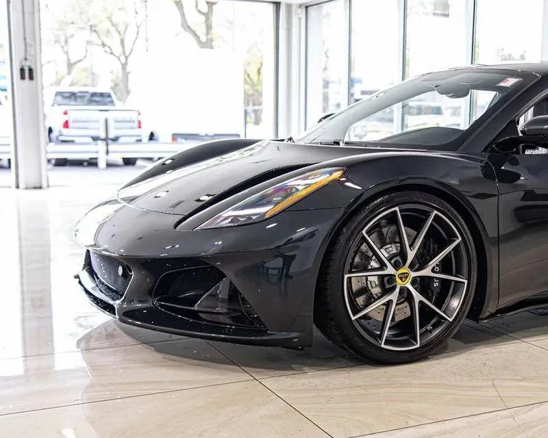 2024 Lotus Emira - Image 6 of 19