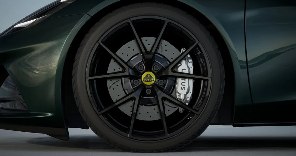 2024 Lotus Emira - Image 19 of 20