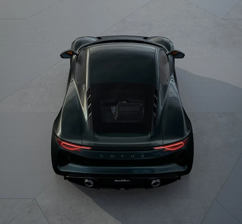 2024 Lotus Emira - Image 7 of 20