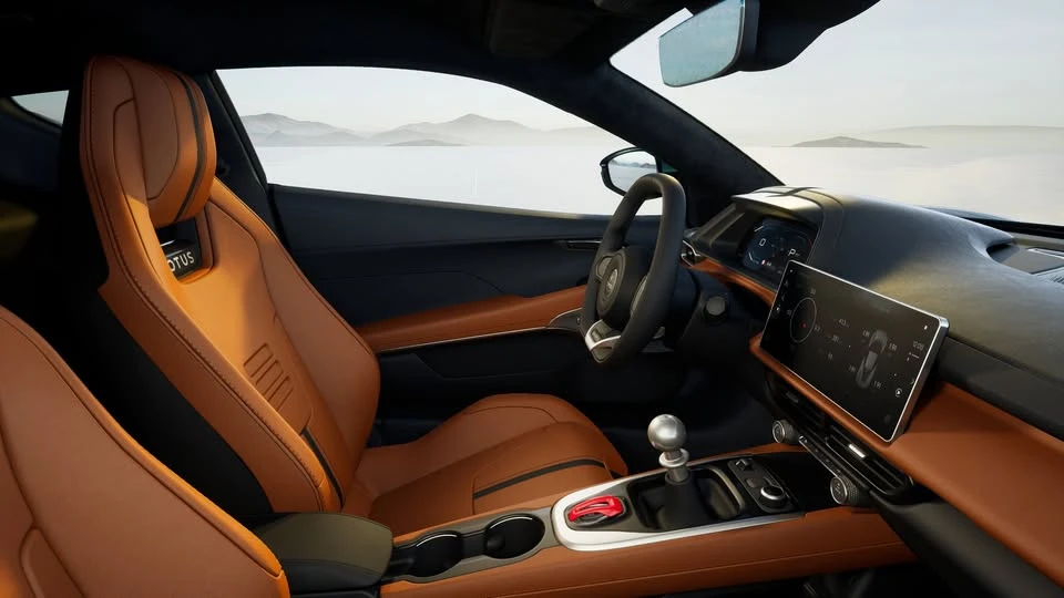 2024 Lotus Emira - Image 12 of 20