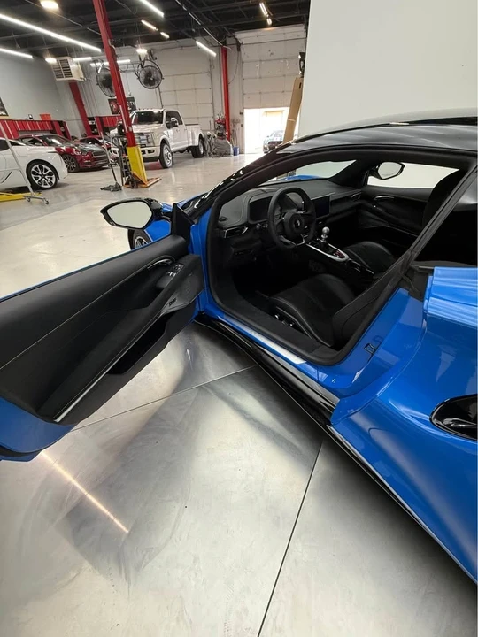 2024 Lotus Emira - Image 7 of 10