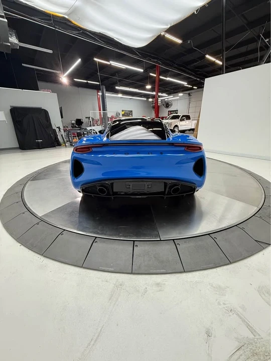 2024 Lotus Emira - Image 5 of 10