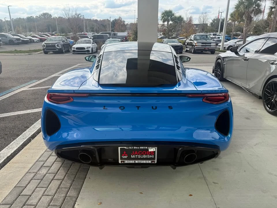 2024 Lotus Emira - Image 3 of 5