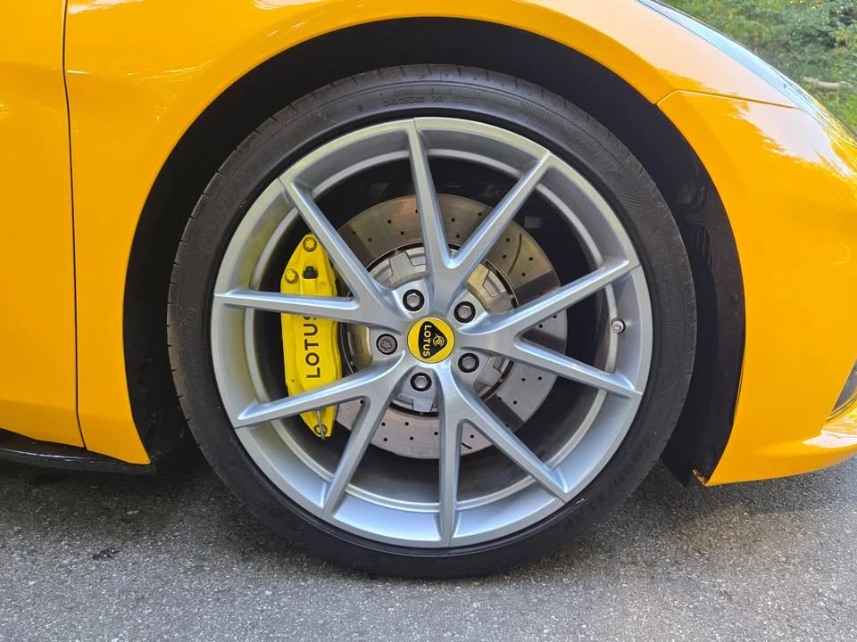 2024 Lotus Emira - Image 7 of 20