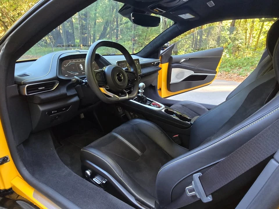 2024 Lotus Emira - Image 15 of 20