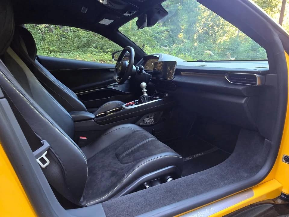 2024 Lotus Emira - Image 14 of 20
