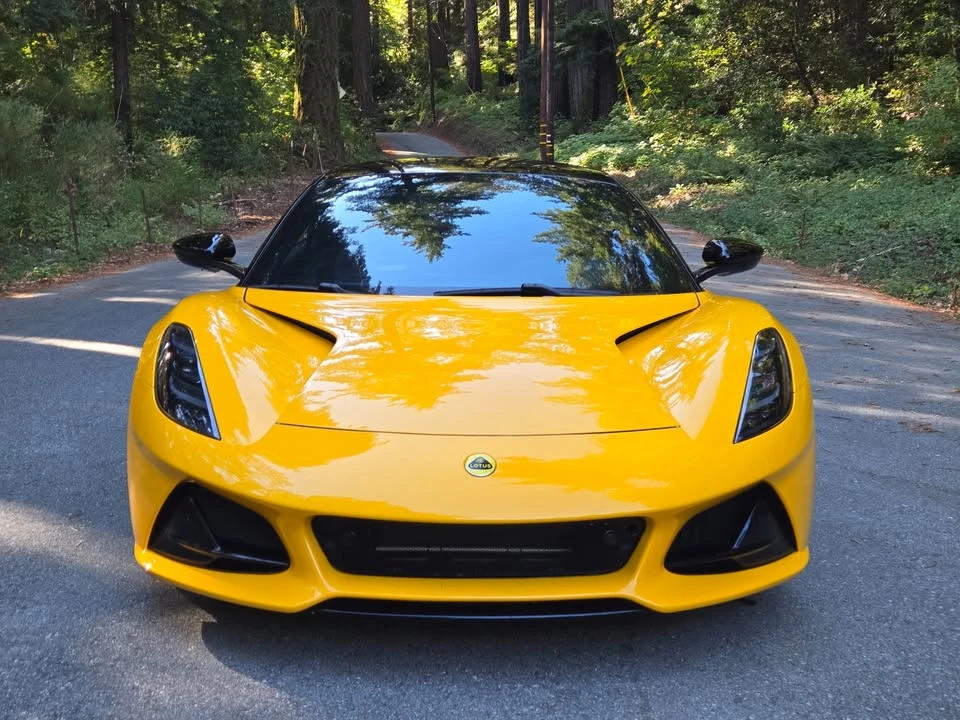 2024 Lotus Emira - Image 2 of 20