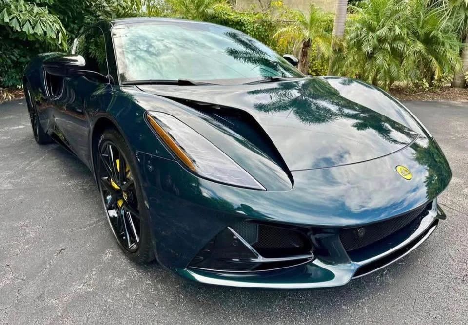 2024 Lotus Emira - Image 3 of 17
