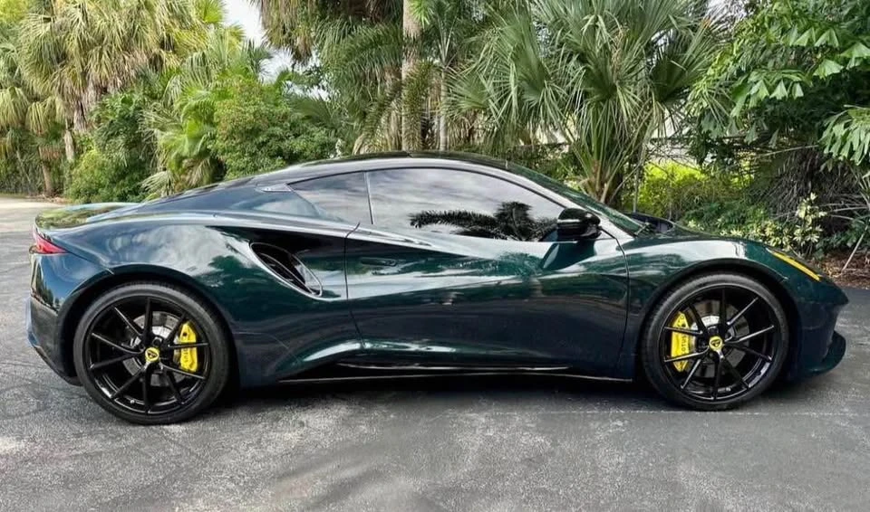 2024 Lotus Emira - Image 8 of 17