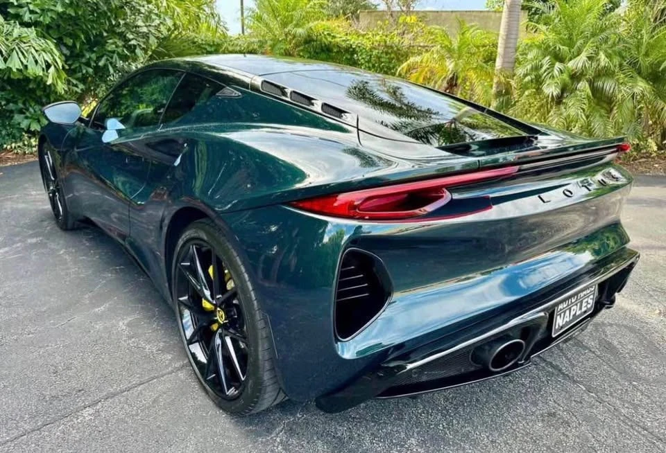 2024 Lotus Emira - Image 6 of 17