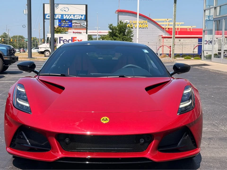 2024 Lotus Emira - Image 12 of 20