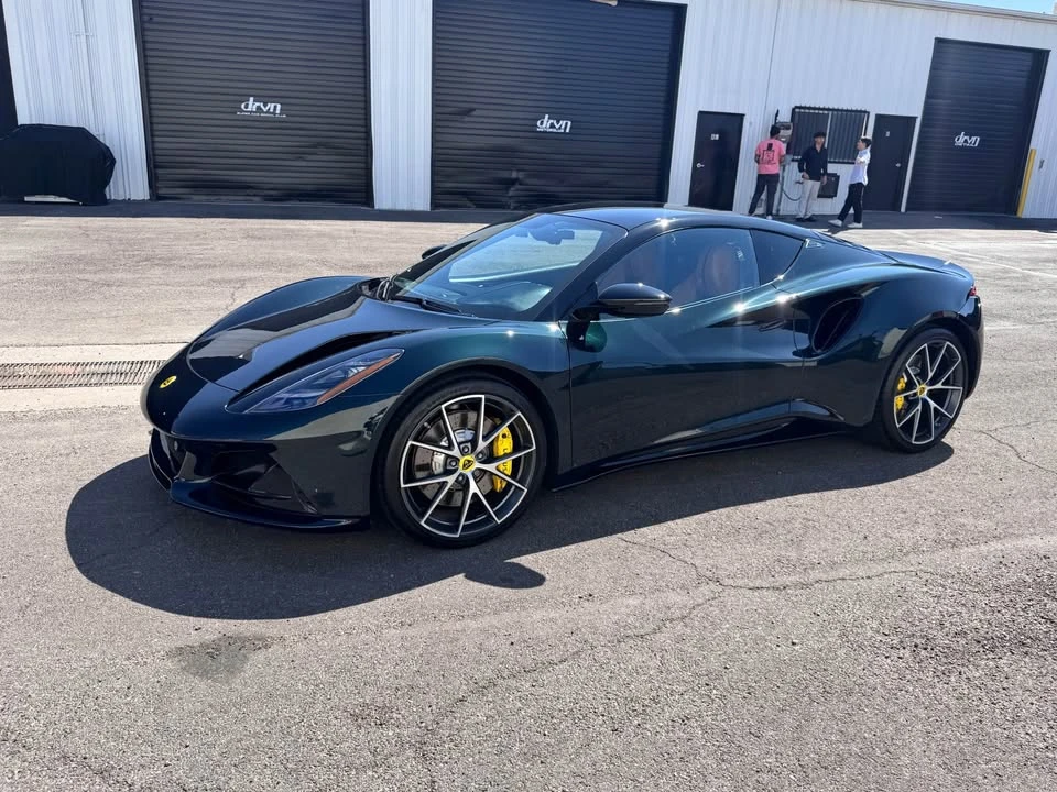 2024 Lotus Emira - Image 8 of 15