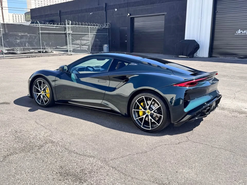 2024 Lotus Emira - Image 10 of 15