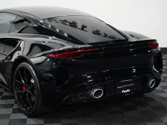2024 Lotus Emira - Image 17 of 20