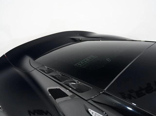 2024 Lotus Emira - Image 15 of 20