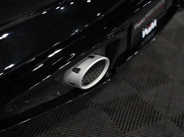 2024 Lotus Emira - Image 19 of 20