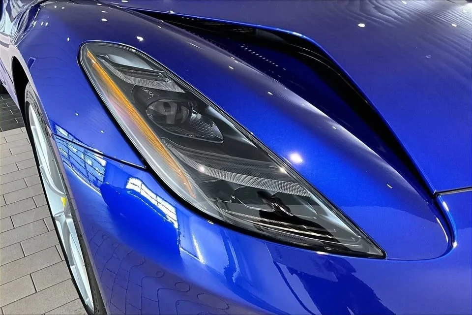2024 Lotus Emira - Image 12 of 20