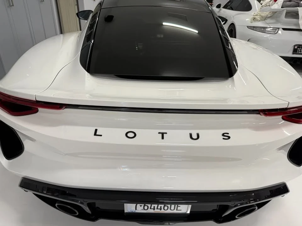 2024 Lotus Emira - Image 8 of 20