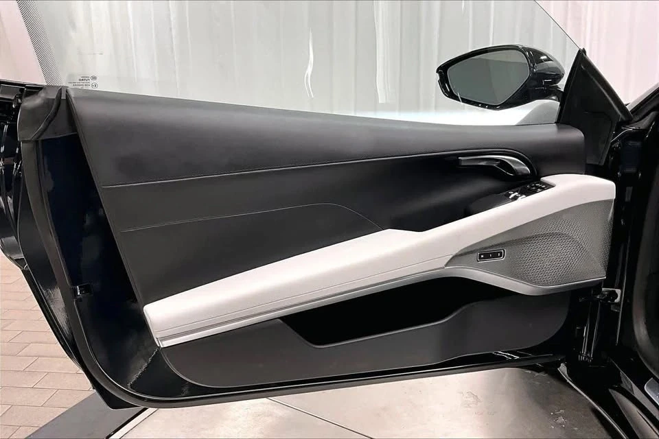 2024 Lotus Emira - Image 20 of 20