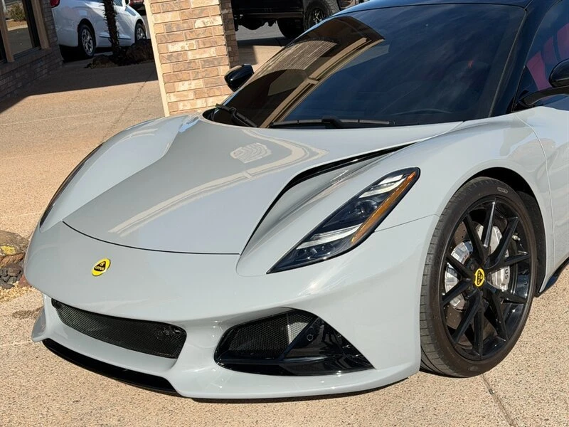 2024 Lotus Emira - Image 11 of 19