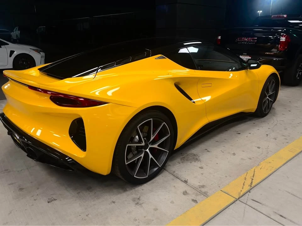 2024 Lotus Emira - Image 4 of 8