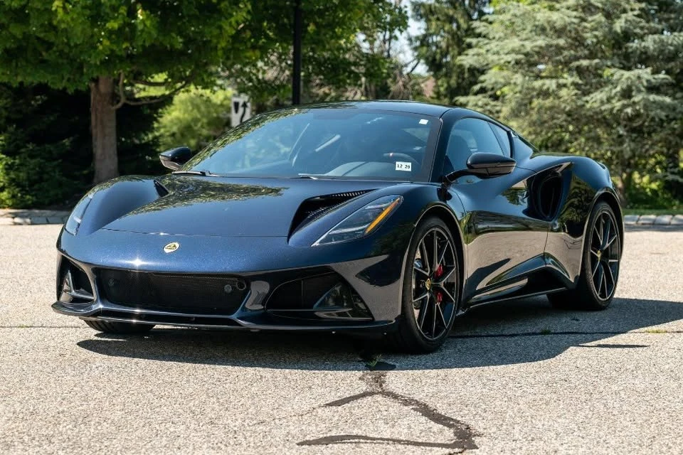 2024 Lotus Emira - Image 7 of 20