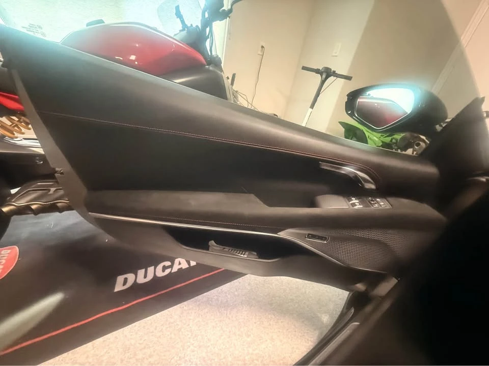 2024 Lotus Emira - Image 6 of 7