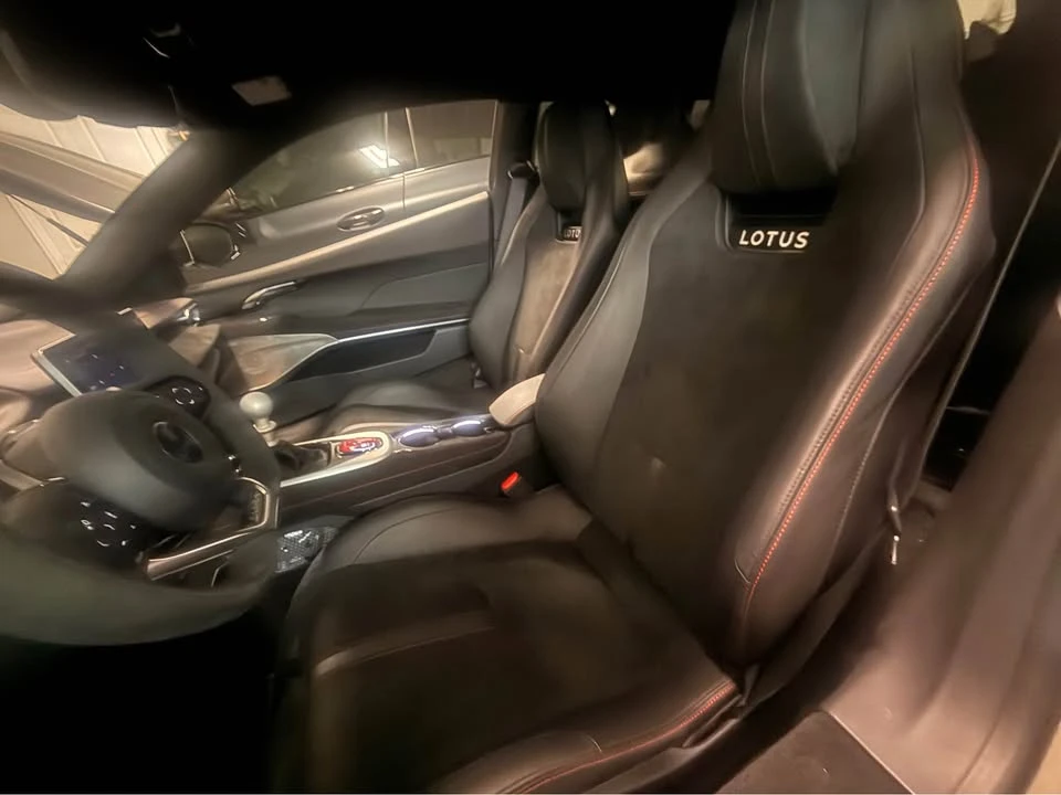 2024 Lotus Emira - Image 5 of 7