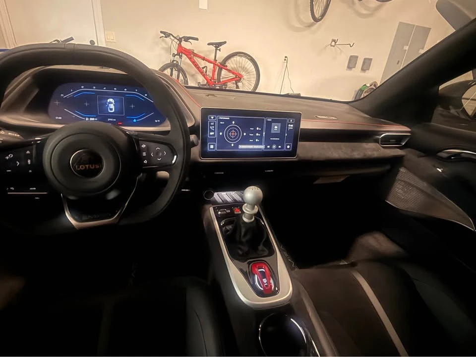 2024 Lotus Emira - Image 4 of 7