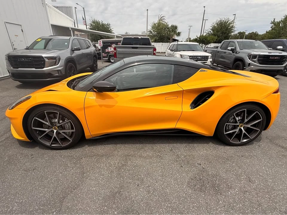2024 Lotus Emira - Image 3 of 11