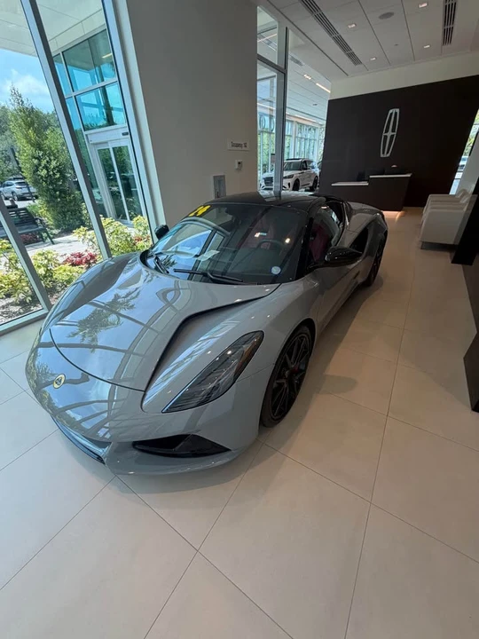 2024 Lotus Emira - Image 2 of 8