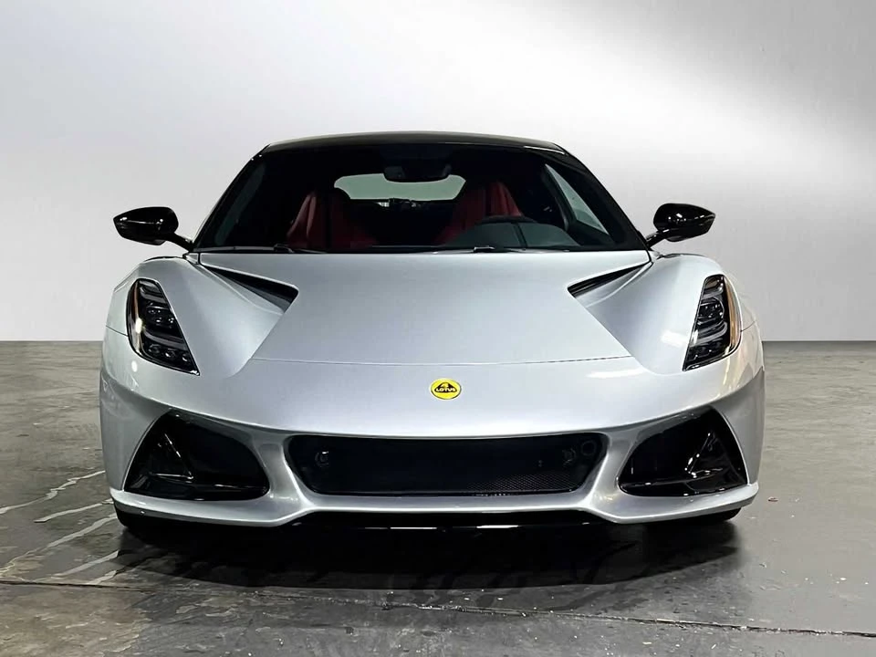2024 Lotus Emira - Image 7 of 14