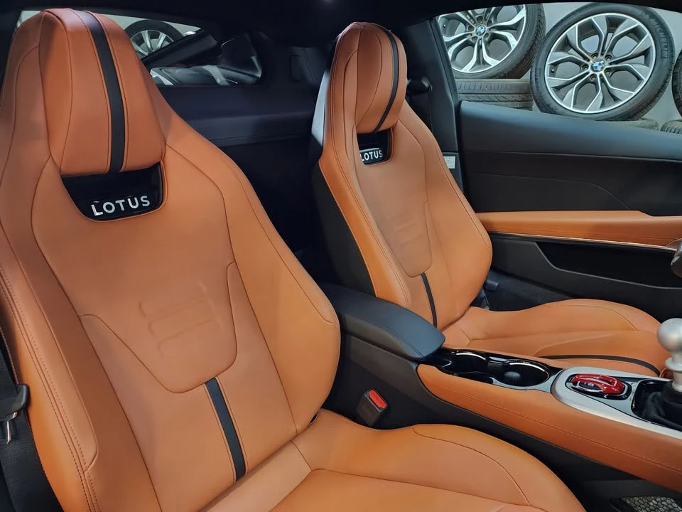 2024 Lotus Emira - Image 7 of 13