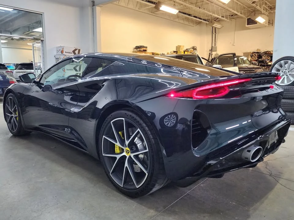 2024 Lotus Emira - Image 4 of 13