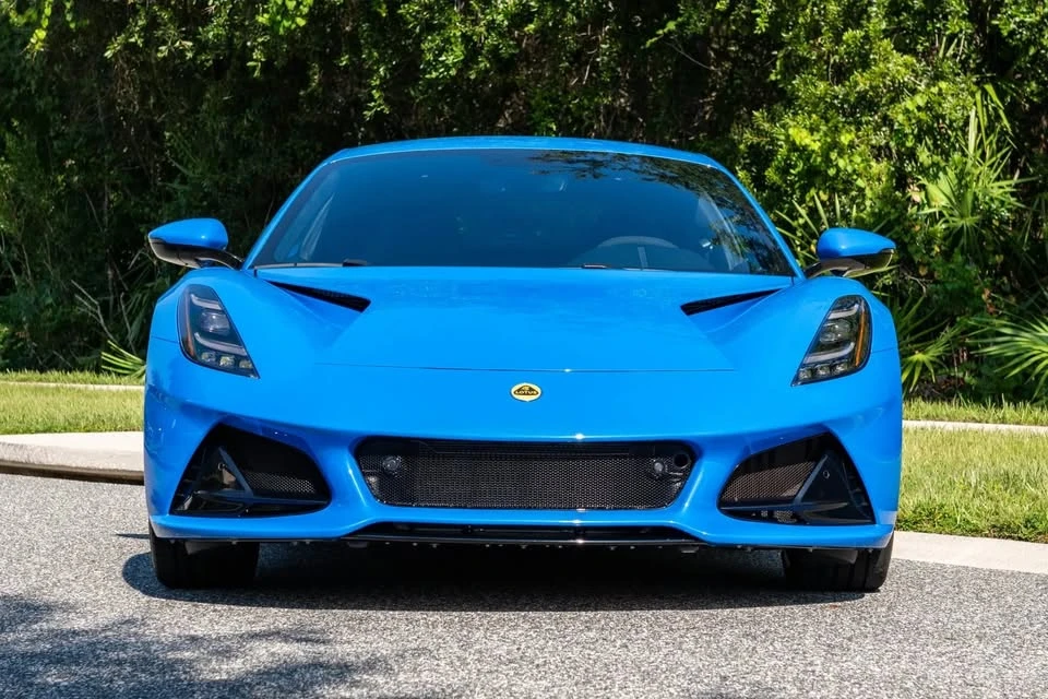 2024 Lotus Emira - Image 8 of 20