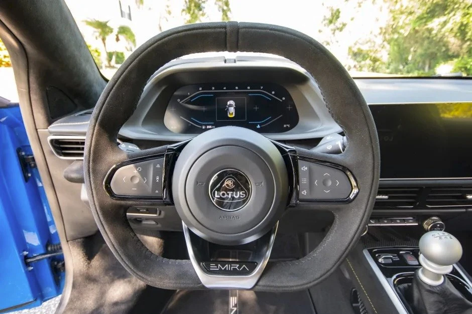 2024 Lotus Emira - Image 12 of 20