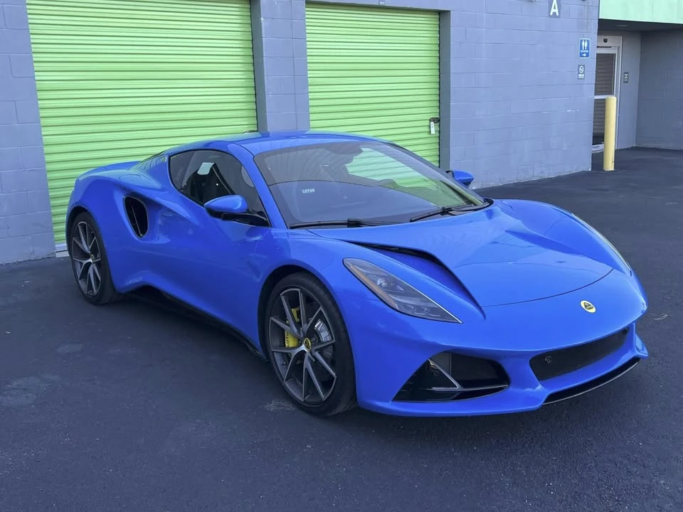 2024 Lotus Emira - Image 10 of 20