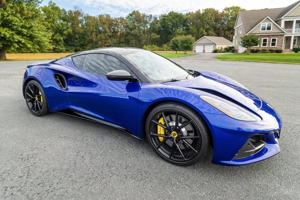 2024 Lotus Emira - Image 5 of 16