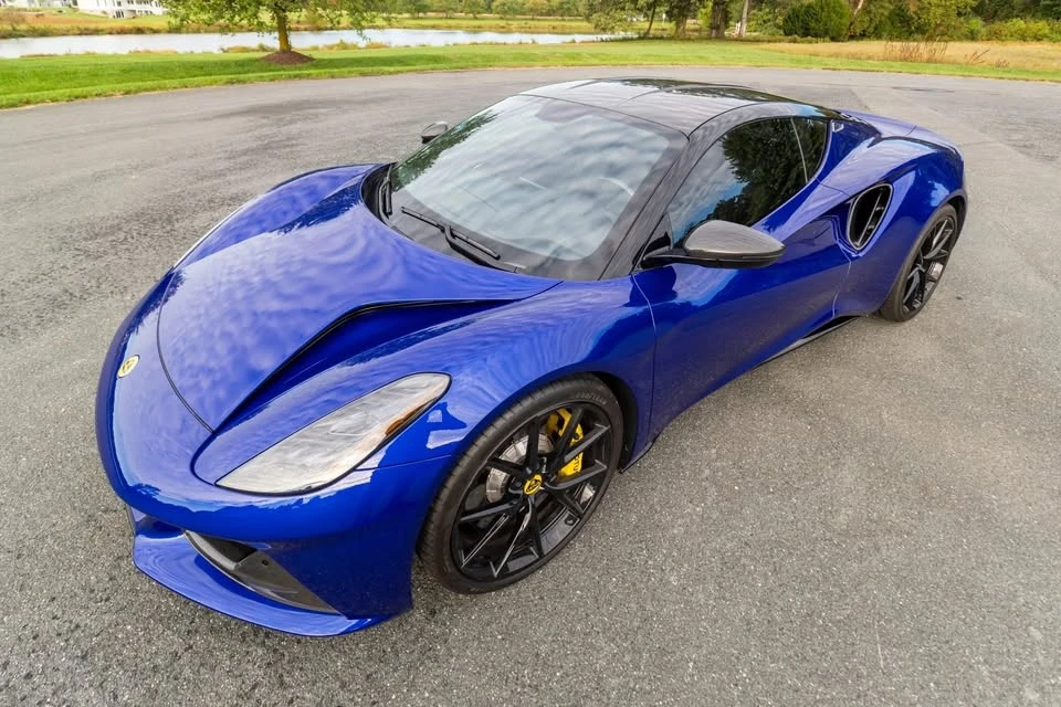2024 Lotus Emira - Image 3 of 16