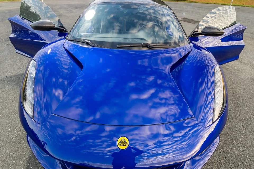 2024 Lotus Emira - Image 7 of 16