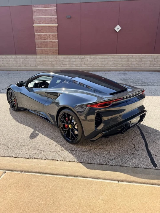 2024 Lotus Emira - Image 5 of 11