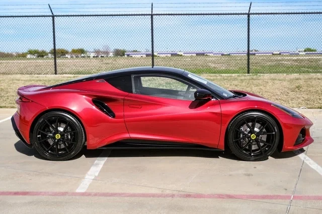 2024 Lotus Emira - Image 5 of 17