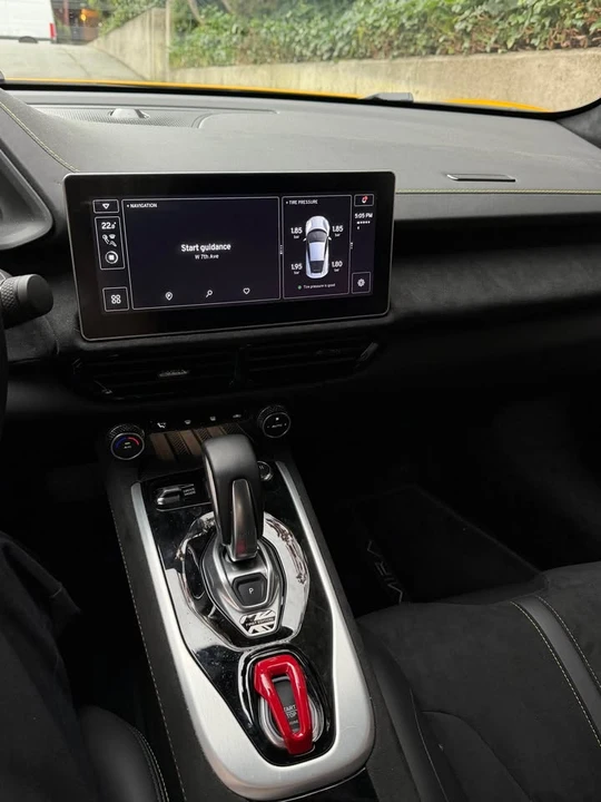 2024 Lotus Emira - Image 18 of 18
