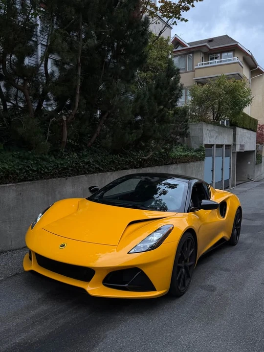 2024 Lotus Emira - Image 2 of 18